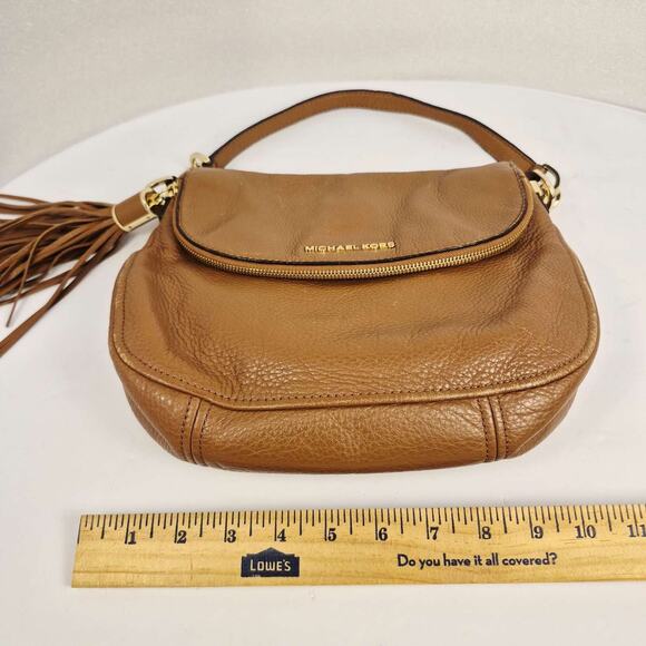 Michael Kors Bedford Handbag Purse Tassel Crossbody Tan Pebble Leather Gold - Picture 7 of 16